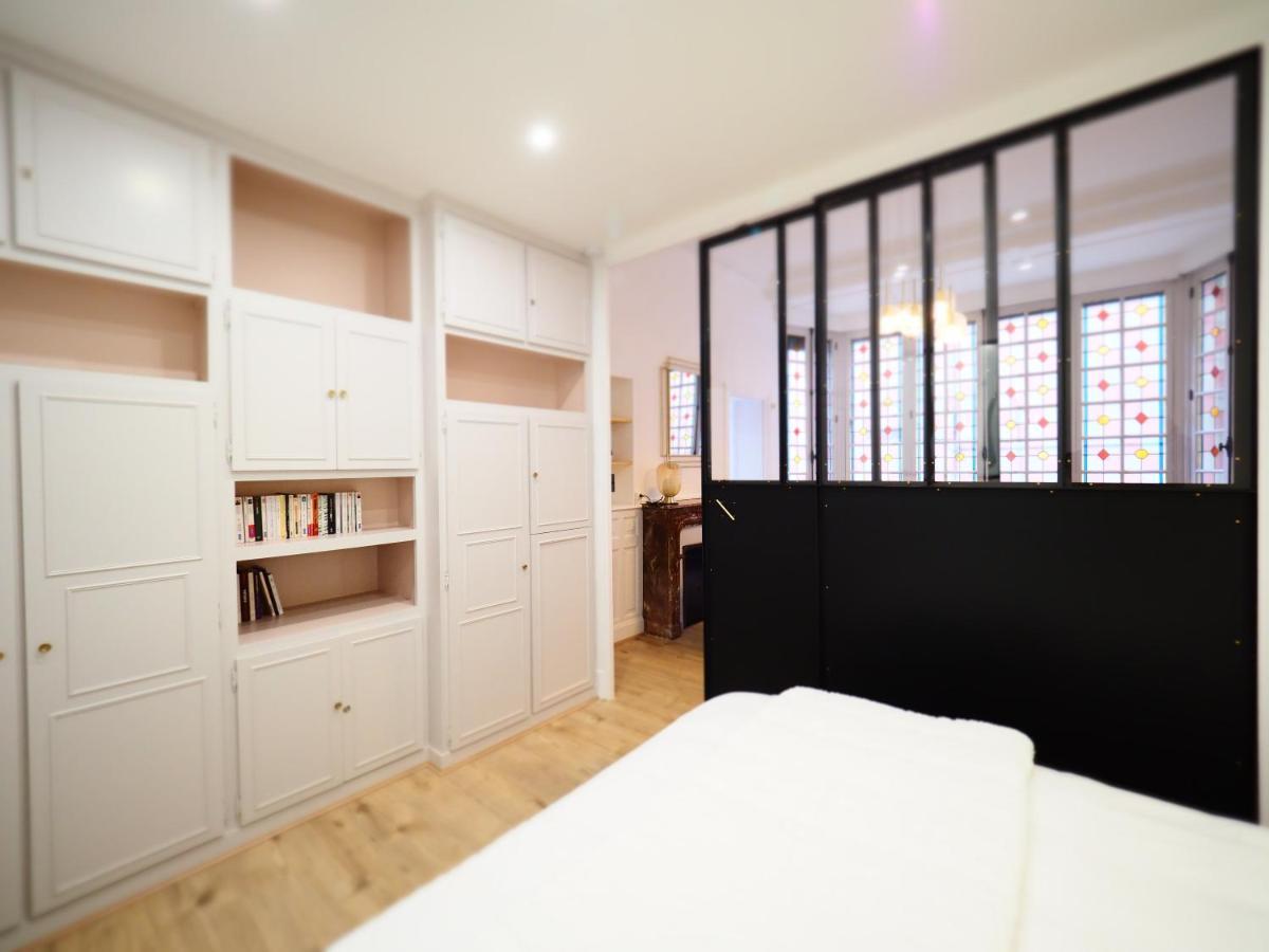 Appartement De Charme Art Deco Vichy Bagian luar foto